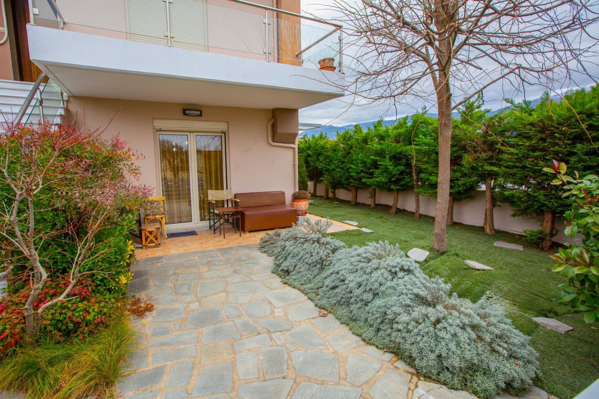 Chris Cozy Apartment Ioannina Exterior photo